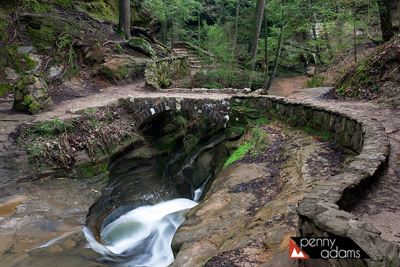 Old Man's Cave Trail and Waterfall "Devil's Bathtub", Hocking Hills State Park, Ohio
