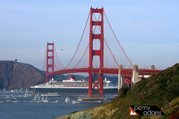 Queen Mary II Sailing Under the Golden Gate Bridge, San Francisco, Febuary 2007